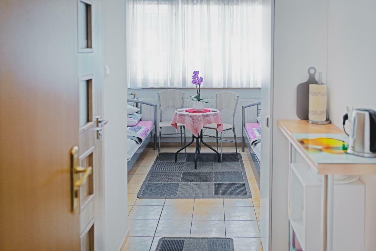 Apartment Franka ออชเวียนชิม ภายนอก รูปภาพ